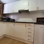 Casas Del Castillo, 3